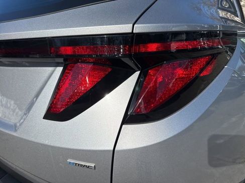 Certified 2024 Hyundai Tucson SE image 32