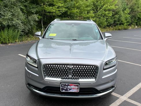 Used 2023 Lincoln Nautilus Reserve AWD/4WD image 8