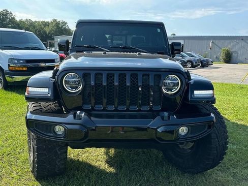 Used 2021 Jeep Gladiator Overland image 3