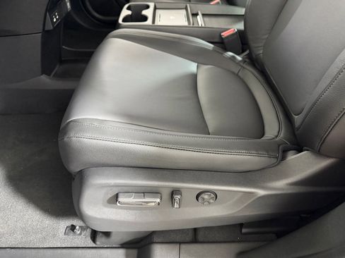 New 2026 Honda Odyssey EX-L image 11