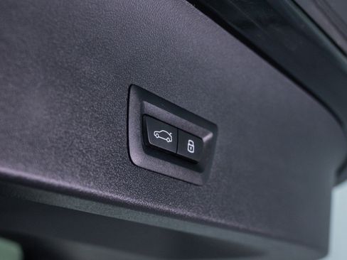 Used 2025 BMW X3 M50 AWD/4WD image 9