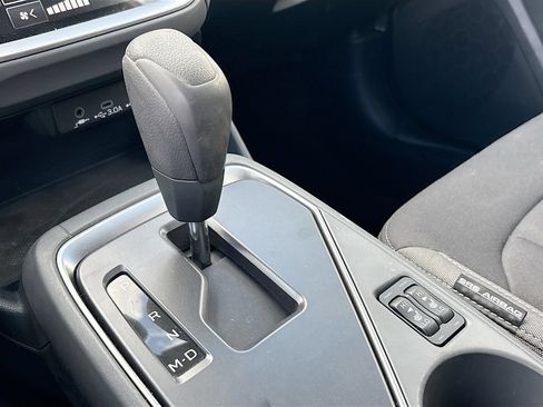 Used 2025 Subaru Crosstrek 2.5i Premium AWD/4WD image 16