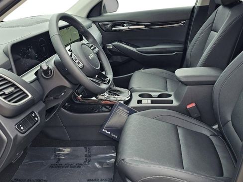 New 2026 Kia Seltos SX w/ SX Sunroof Package image 17