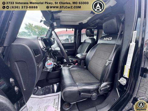 Used 2012 Jeep Wrangler Unlimited Rubicon AWD/4WD image 9