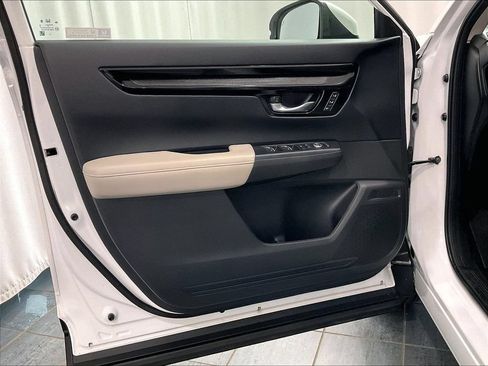 Used 2024 Honda CR-V EX-L image 9