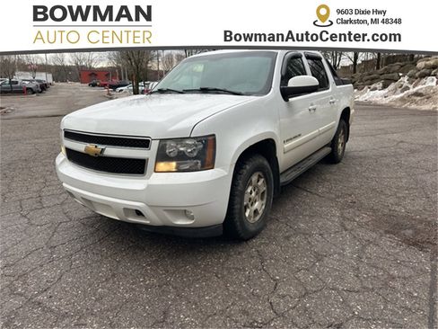 Used 2007 Chevrolet Avalanche LT w/ LT Preferred Equipment Group image 1