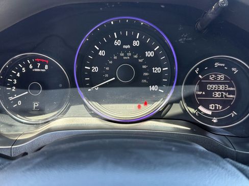 Used 2017 Honda HR-V EX image 18