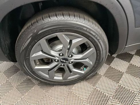 Certified 2024 Kia Seltos S AWD/4WD image 28