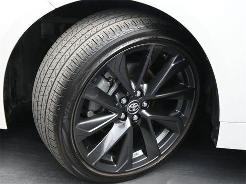 Used 2024 Toyota Corolla XSE image 21