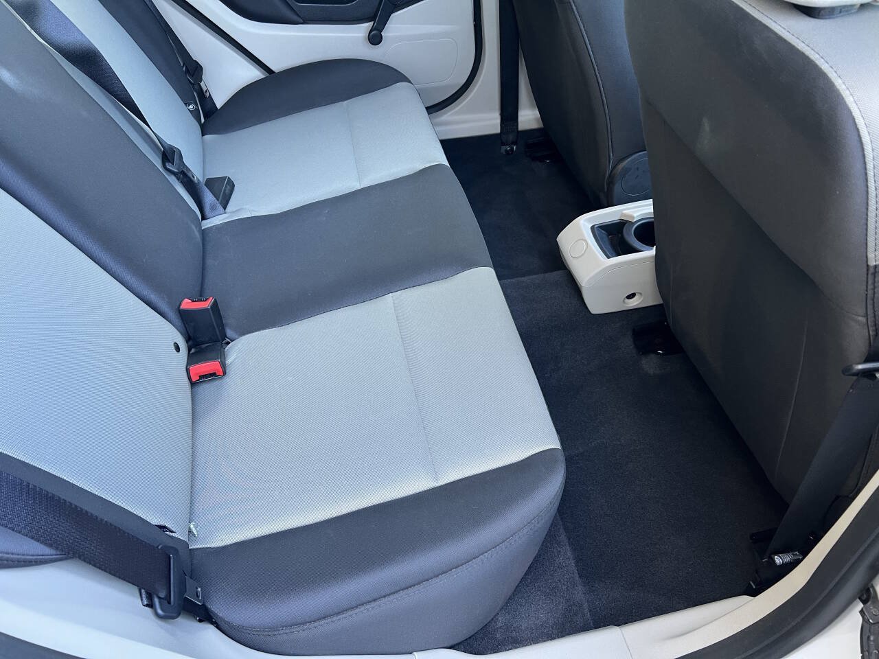 Used 2012 Ford Fiesta S FWD image 13