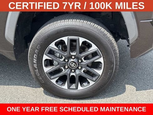Used 2023 Toyota Tundra Limited AWD/4WD image 7