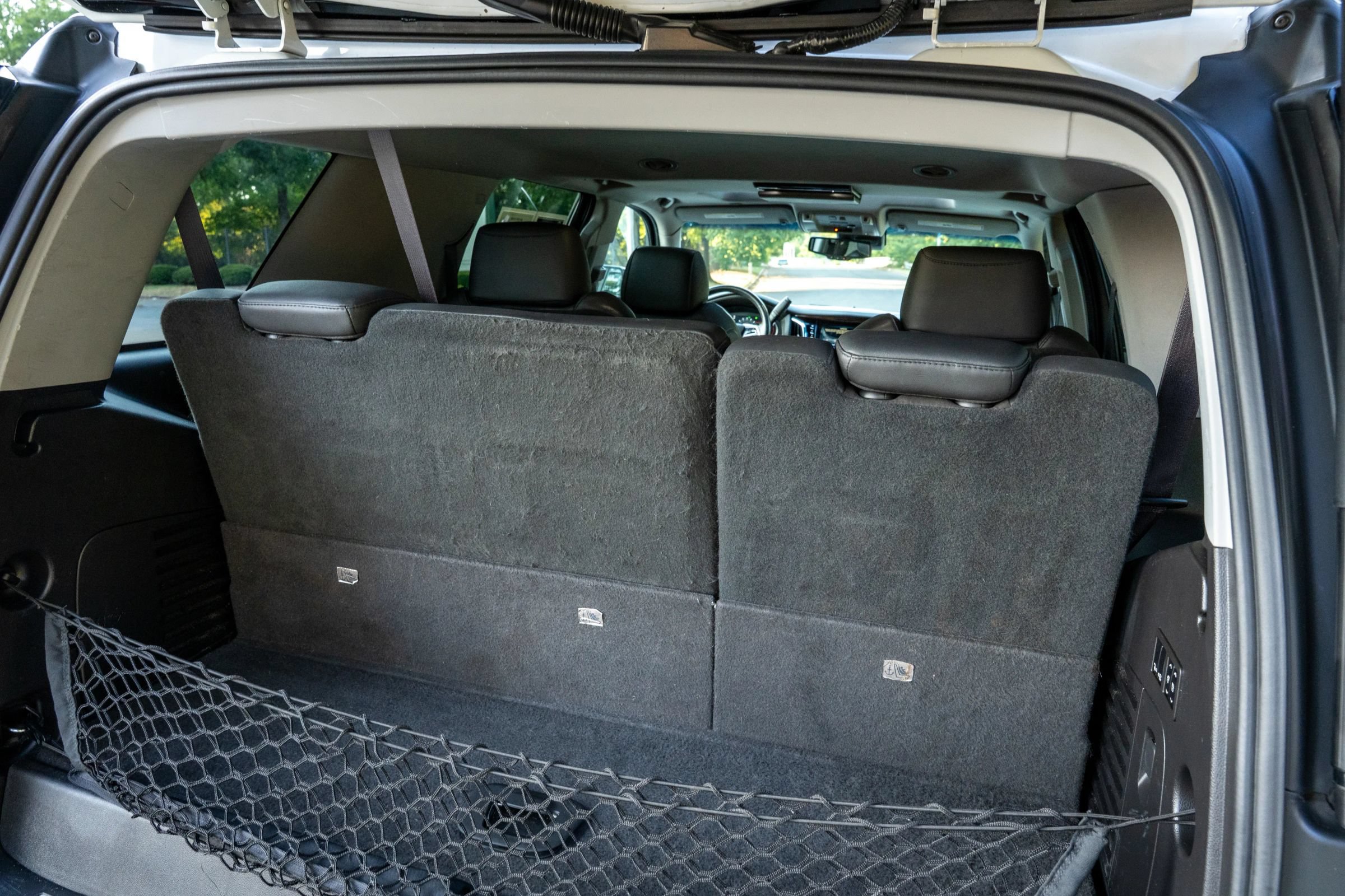 Used 2016 Cadillac Escalade Premium RWD image 16