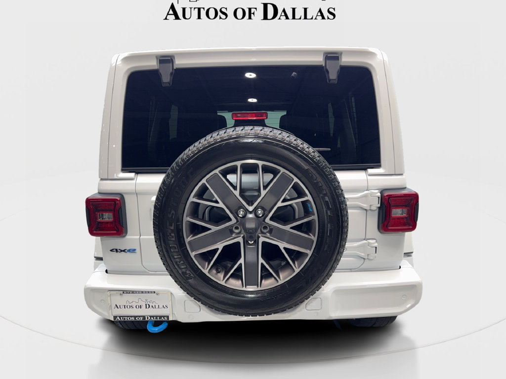 Used 2022 Jeep Wrangler Unlimited Sahara AWD/4WD image 8