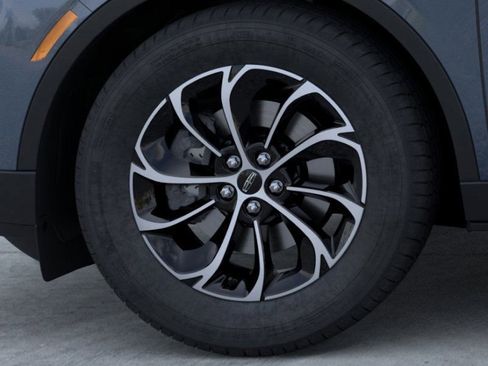 New 2026 Lincoln Nautilus Premier image 19