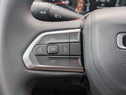 Used 2024 Jeep Compass Trailhawk AWD/4WD image 22