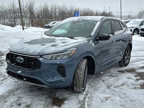 Certified 2023 Ford Escape ST-Line w/ Tech Pack #1 image 7