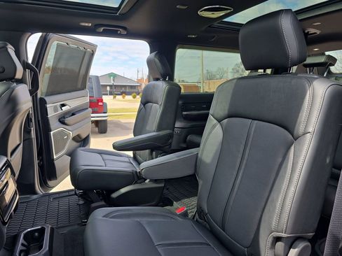 New 2026 Jeep Grand Wagoneer L Limited image 16