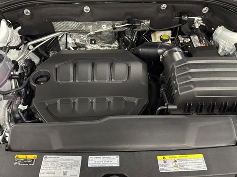 New 2026 Volkswagen Atlas Cross Sport SE AWD/4WD image 33