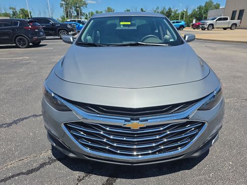 Used 2024 Chevrolet Malibu LT FWD image 8