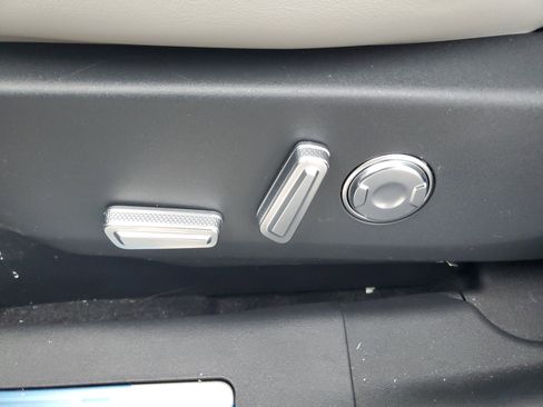 New 2026 Lincoln Nautilus Reserve w/ Jet Appearance Package image 12