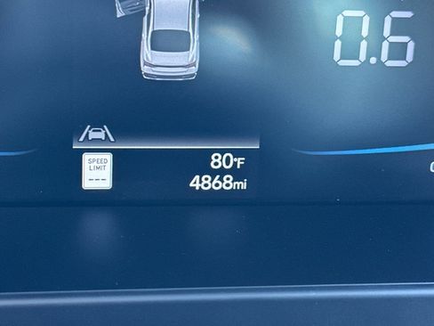 Certified 2025 Hyundai Elantra Sport image 27