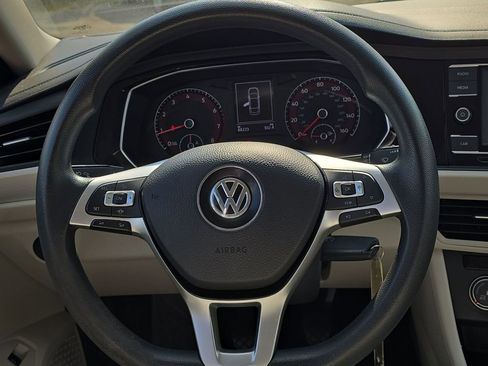 Used 2019 Volkswagen Jetta S image 39