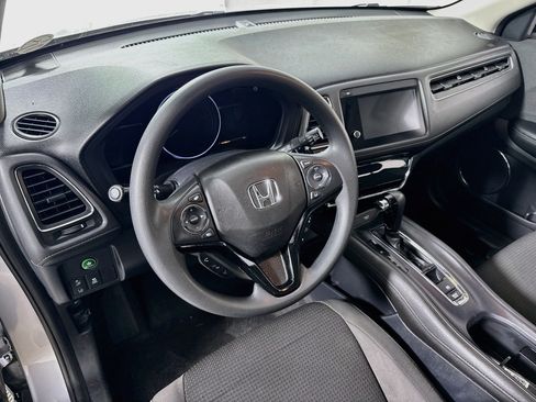Used 2022 Honda HR-V EX image 12