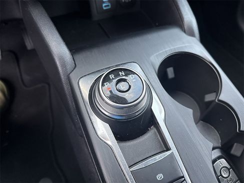 Certified 2022 Ford Escape SE w/ Cold Weather Package image 27