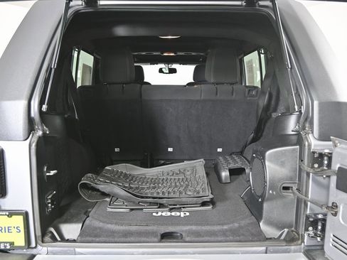 Used 2014 Jeep Wrangler Unlimited Sahara w/ Connectivity Group image 16