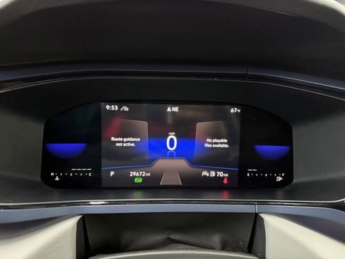Used 2023 Volkswagen Taos SE w/ Panoramic Sunroof Package image 14