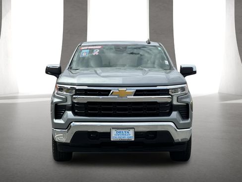 Used 2025 Chevrolet Silverado 1500 LT w/ Protection Package AWD/4WD image 9