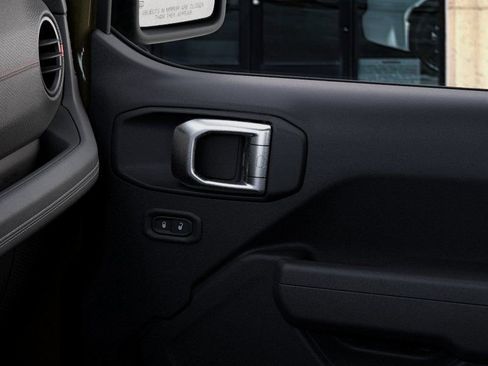 New 2026 Jeep Wrangler Unlimited Rubicon image 25