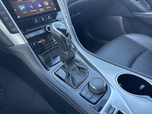 Used 2019 INFINITI Q50 Luxe w/ Essential Package (3.0T Luxe) image 15