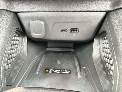 Certified 2024 Chevrolet TrailBlazer RS w/ Convenience Package AWD/4WD image 23