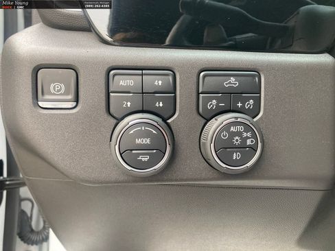 Used 2024 Chevrolet Silverado 1500 LT Trail Boss w/ Protection Package AWD/4WD image 26
