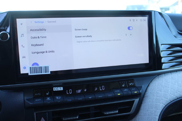 Used 2026 Toyota Camry XLE FWD image 25