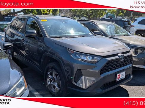 Used 2022 Toyota RAV4 LE AWD/4WD image 1