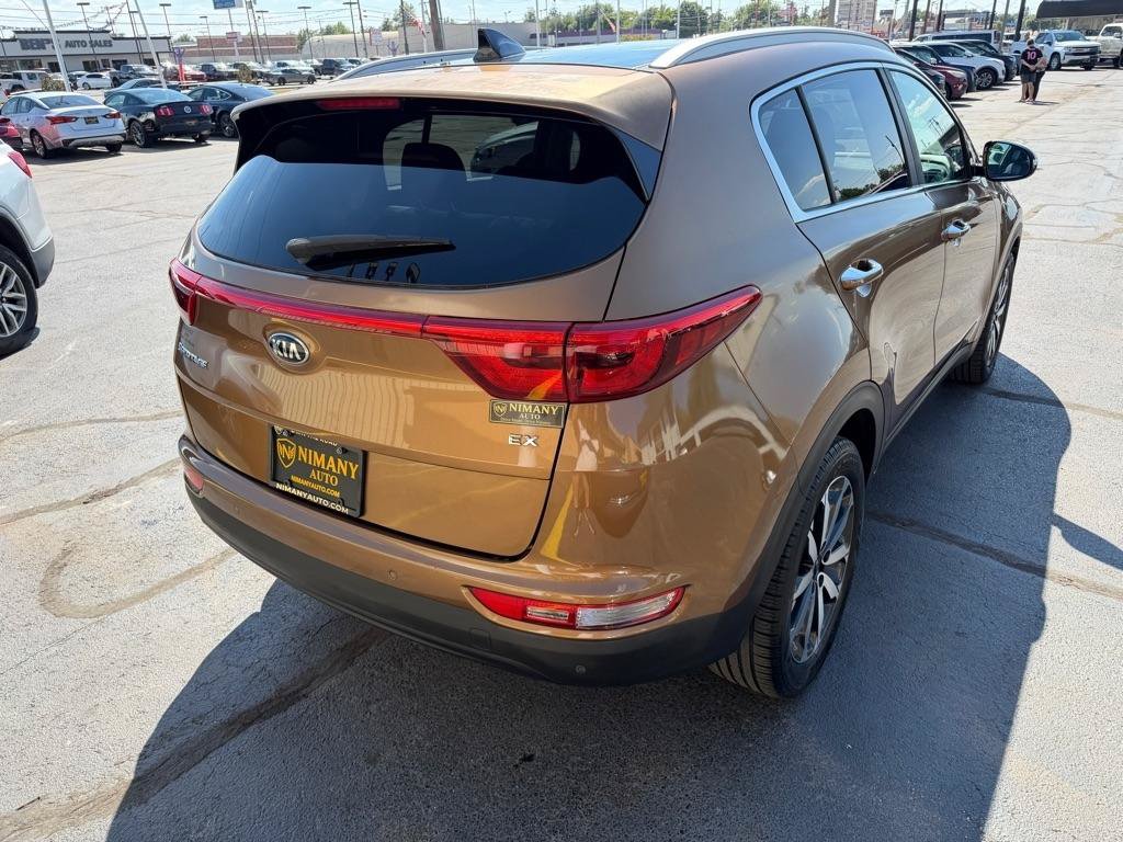 Used 2017 Kia Sportage EX w/ EX Technology Package FWD image 5