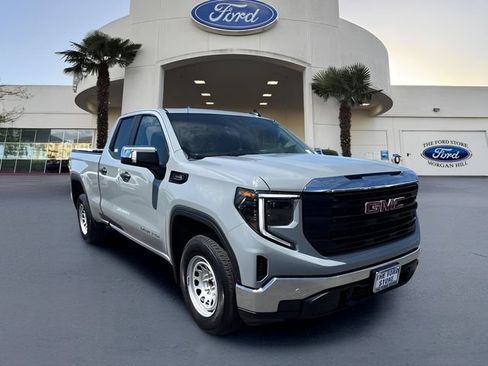 Used 2024 GMC Sierra 1500 Pro w/ Pro Value Package RWD image 4