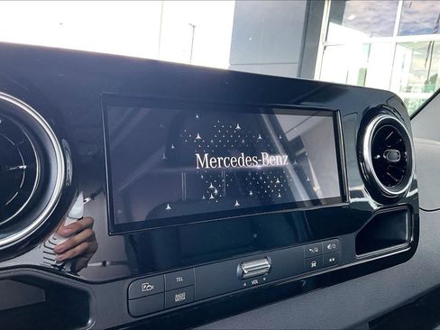 New 2026 Mercedes-Benz Sprinter 2500 image 18