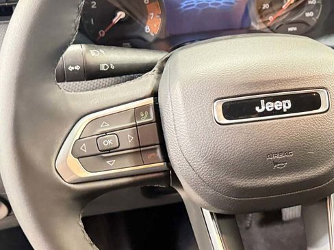 New 2026 Jeep Compass Limited image 30