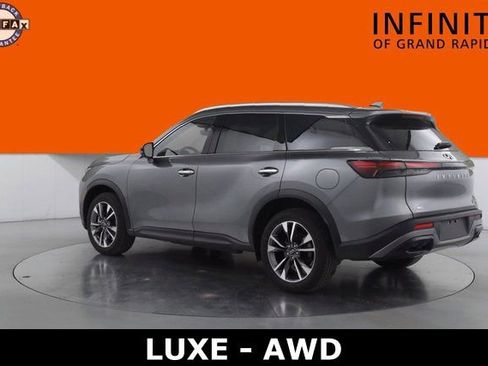 Used 2023 INFINITI QX60 Luxe image 5