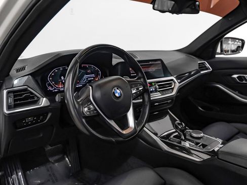 Used 2020 BMW 330i Sedan w/ Convenience Package RWD image 3