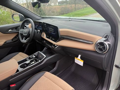 New 2026 Chevrolet Equinox ACTIV w/ Safety and Technology Package FWD image 25