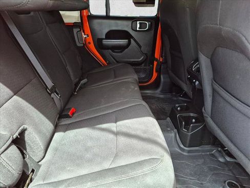 Used 2023 Jeep Wrangler Unlimited Sport AWD/4WD image 20