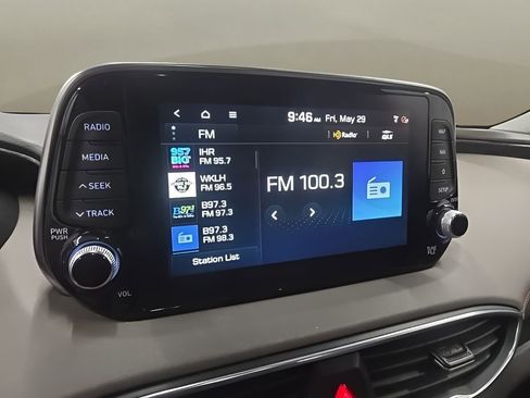 Used 2020 Hyundai Santa Fe Limited AWD/4WD image 24