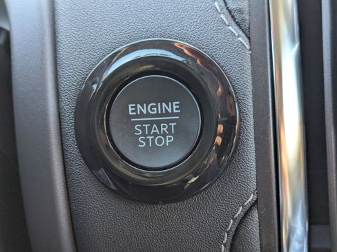 New 2025 Ford Expedition Platinum w/ Platinum Ultimate Package image 24