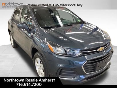 Used 2022 Chevrolet Trax LS w/ Tint and Cruise Package
