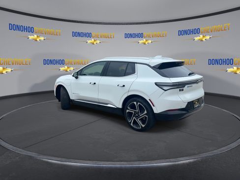 Used 2026 Chevrolet Equinox EV LT AWD/4WD image 9
