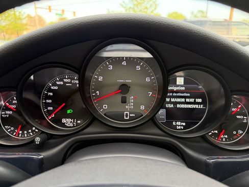 Used 2016 Porsche Panamera 4S image 18